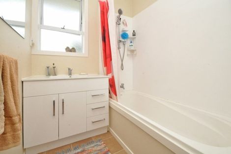 Photo of property in 51 Eastburn Street, Papakura, 2110