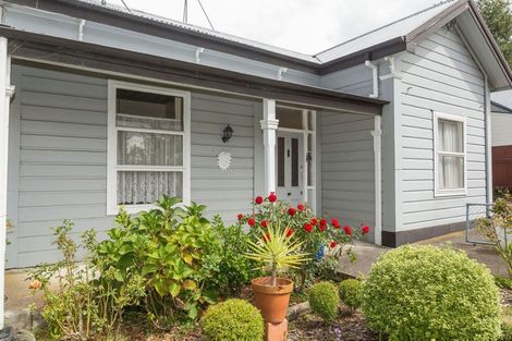 Photo of property in 7 Ruahine Street, Dannevirke, 4930