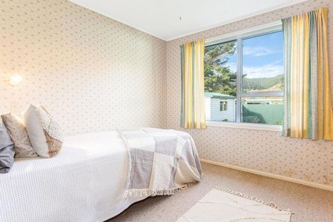 Photo of property in 116 Tilley Road, Paekakariki, 5034