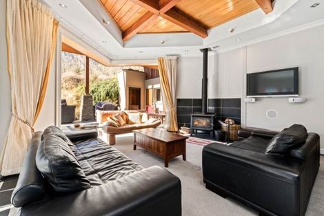 Photo of property in 6 Scenic Drive, Hillpark, Auckland, 2102