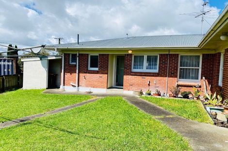 Photo of property in 9a Kirton Crescent, Manurewa, Auckland, 2102