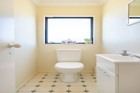 Photo of property in 2/167 Westchester Drive, Churton Park, Wellington, 6037