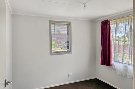 Photo of property in 2 Saint Andrews Drive, Tokoroa, 3420