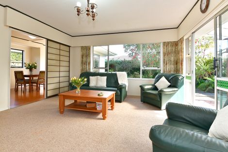 Photo of property in 1/14 Alice Avenue, Orewa, 0931
