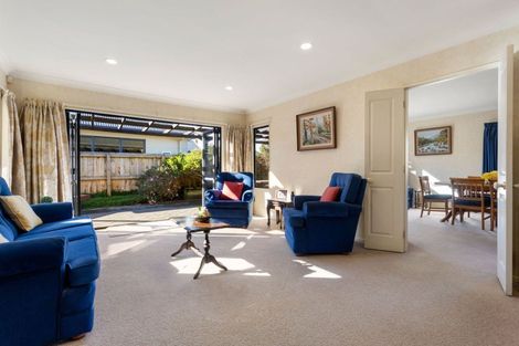 Photo of property in 40 Princes Street, Cambridge, 3434