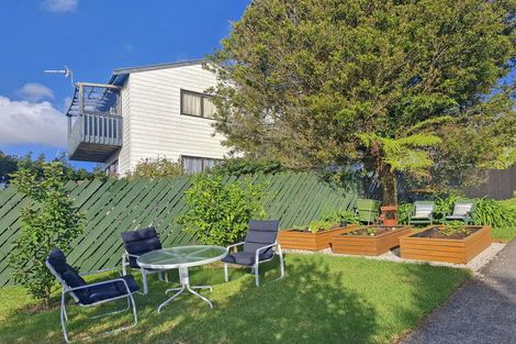 Photo of property in 2/36 Widmore Drive, Massey, Auckland, 0614