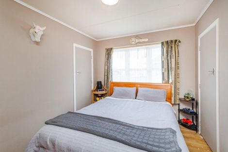 Photo of property in 30 Mccorkindale Street, Feilding, 4702