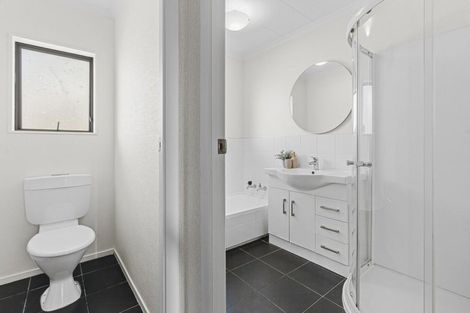 Photo of property in 10 Ainslee Street, Highlands Park, New Plymouth, 4312