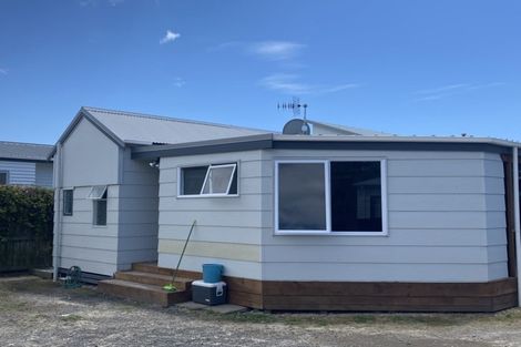 Photo of property in 824b Papamoa Beach Road, Papamoa Beach, Papamoa, 3118