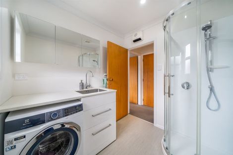 Photo of property in 15 Poole Crescent, Wainuiomata, Lower Hutt, 5014