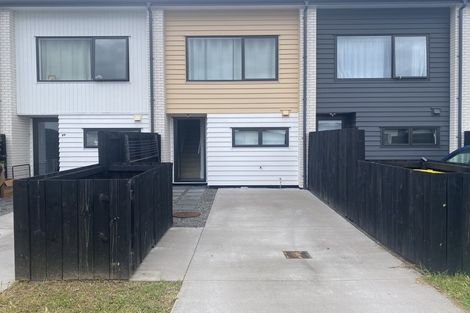 Photo of property in 87 Battalion Drive, Papakura, 2110
