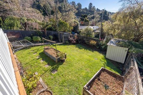 Photo of property in 124 Wyndham Road, Pinehaven, Upper Hutt, 5019