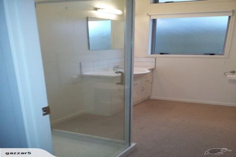 Photo of property in 34a Rangatira Road, Birkenhead, Auckland, 0626