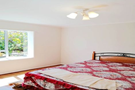 Photo of property in 16 Dalmeny Close, Murrays Bay, Auckland, 0630