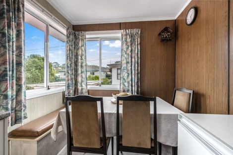 Photo of property in 1/49 Selwyn Crescent, Forrest Hill, Auckland, 0620