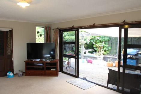 Photo of property in 17 Ashfield Place, Ilam, Christchurch, 8041