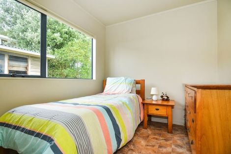 Photo of property in 25 Panorama Road, Mount Wellington, Auckland, 1060