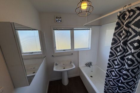 Photo of property in 2/24 Calcutta Street, Khandallah, Wellington, 6035