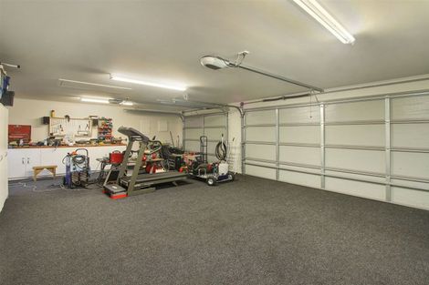 Photo of property in 1 Martingale Drive, Kingseat, Papakura, 2580