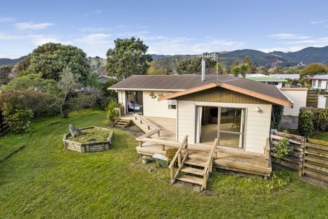 Photo of property in 26 Cypress Grove, Paraparaumu, 5032