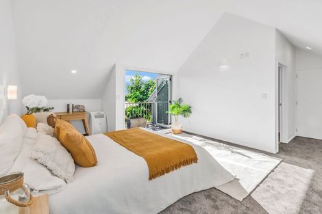 Photo of property in 4/1010 Colombo Street, St Albans, Christchurch, 8014