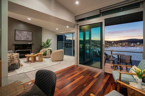 Photo of property in 26 The Crescent, Roseneath, Wellington, 6011