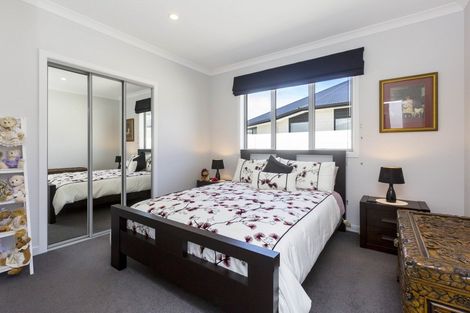 Photo of property in 11 Vernon Grove, Brown Owl, Upper Hutt, 5018