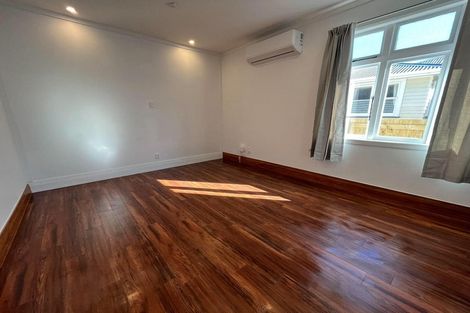 Photo of property in 13a Thynne Street, Foxton, 4814