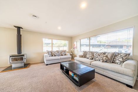 Photo of property in 8 Beechwood Way, Te Marua, Upper Hutt, 5018