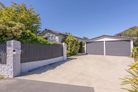 Photo of property in 2 Kahukura Road, Hei Hei, Christchurch, 8042