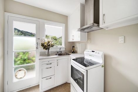 Photo of property in 1/23 Landsdowne Terrace, Cashmere, Christchurch, 8022