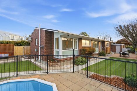 Photo of property in 6 Camelot Street, Ilam, Christchurch, 8041