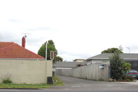 Photo of property in 2/220 Great South Road, Takanini, 2112