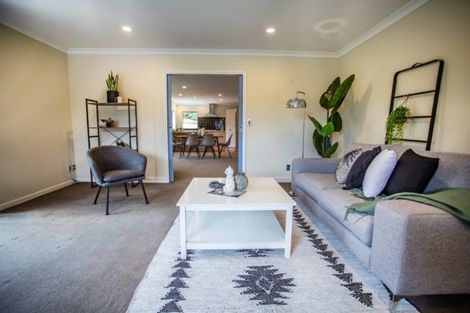 Photo of property in 25 Cascade Way, Paraparaumu, 5032