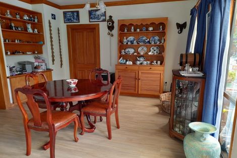 Photo of property in 7 Calico Line, Marton, 4710