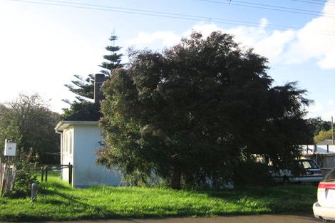 Photo of property in 65 Middlemore Crescent, Papatoetoe, Auckland, 2025