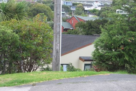 Photo of property in 70 Heathcote Road, Castor Bay, Auckland, 0620
