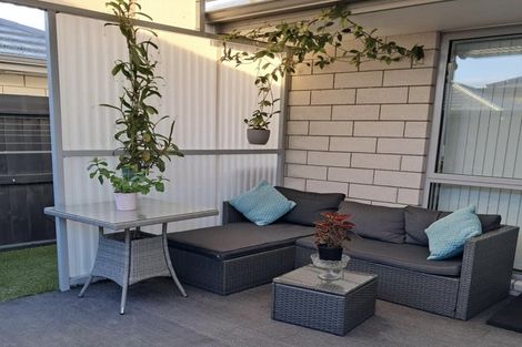 Photo of property in 5 Lance Way, Papamoa, 3118