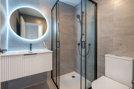 Photo of property in 4/4 Limestone Drive, Hobsonville, 0616