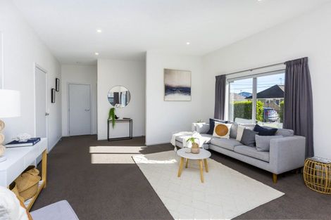 Photo of property in 16 Lane Street, Wallaceville, Upper Hutt, 5018