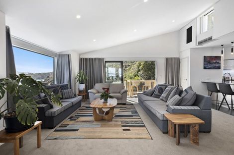 Photo of property in 55 Ferry Road, Days Bay, Lower Hutt, 5013