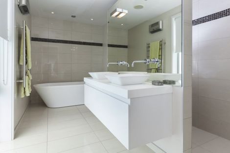 Photo of property in 37 Cox Street, Merivale, Christchurch, 8014