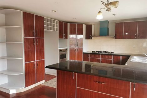 Photo of property in 28 Topland Drive, Flat Bush, Auckland, 2019