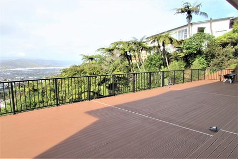 Photo of property in 38 Arahiwi Grove, Tirohanga, Lower Hutt, 5010