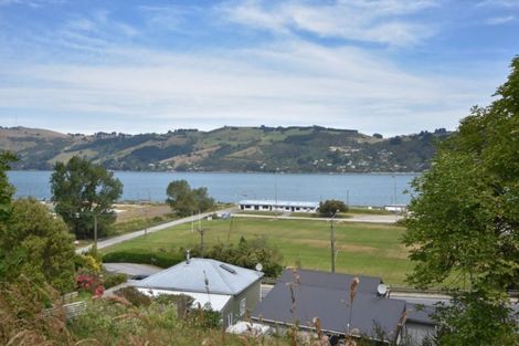 Photo of property in 1 Ocean View Road, Ravensbourne, Dunedin, 9022
