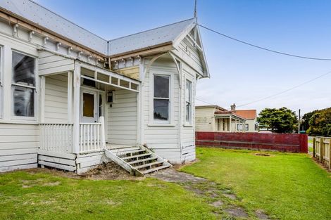 Photo of property in 15 Cornwall Street, Eltham, 4322