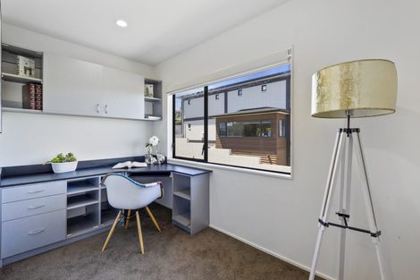 Photo of property in 1/11 Seaview Road, Castor Bay, Auckland, 0620