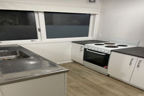 Photo of property in 1/706 East Coast Road, Pinehill, Auckland, 0632