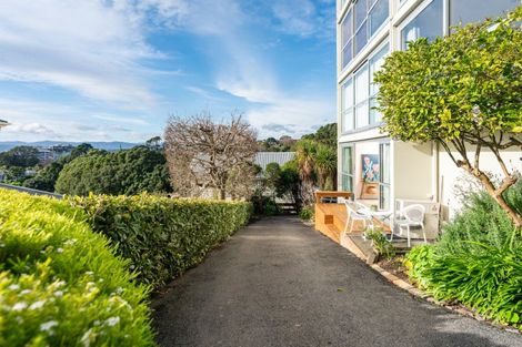 Photo of property in 1/24 Patanga Crescent, Thorndon, Wellington, 6011