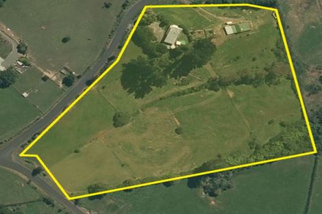 Photo of property in 16 Mcmurray Road, Hunua, Papakura, 2584